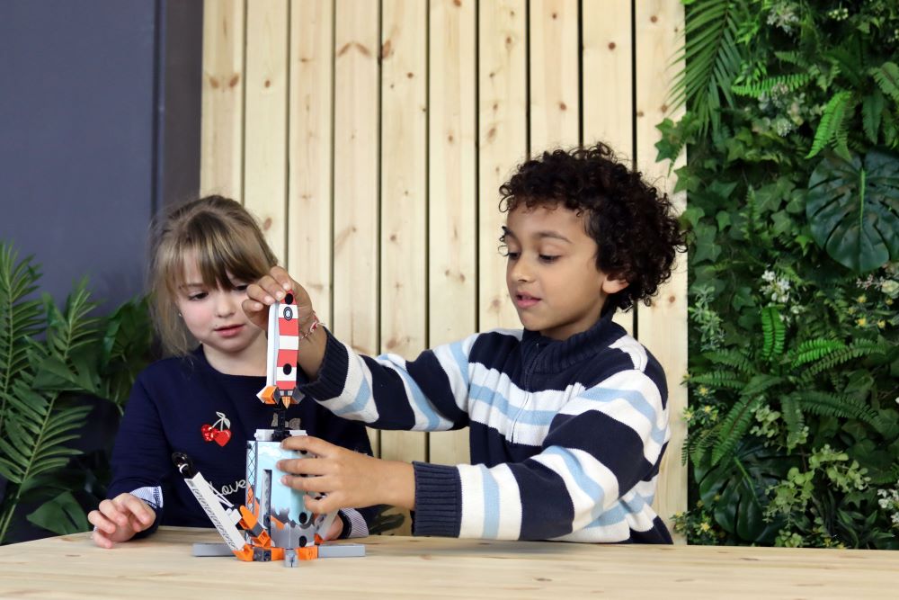 Embracing STEM Education with Engino Toys and Camps: